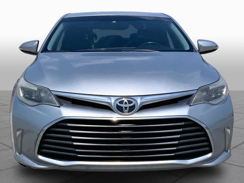 Used 2016 Toyota Avalon XLE FWD image 4