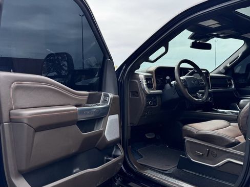 Used 2025 Ford F250 King Ranch w/ Chrome Package AWD/4WD image 22