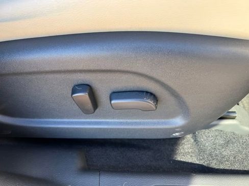 Used 2024 Nissan Murano SL image 17