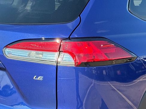 Certified 2025 Toyota Corolla Cross LE FWD image 27