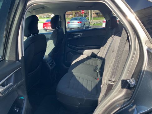 Used 2016 Ford Edge SEL AWD/4WD image 12