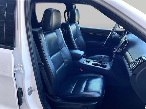 Used 2019 Jeep Grand Cherokee High Altitude AWD/4WD image 8