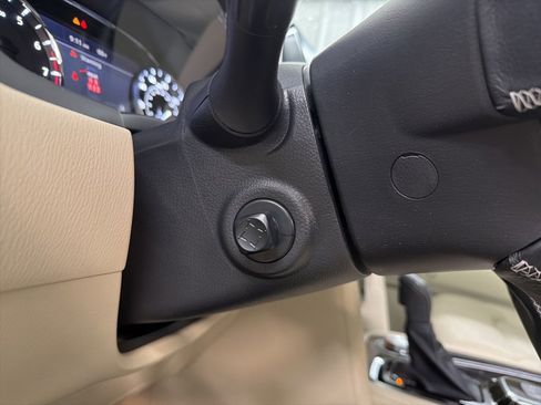 Certified 2024 INFINITI QX80 Luxe w/ Cargo Package image 19