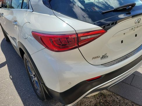 Used 2019 INFINITI QX30 Premium w/ Navigation Package AWD/4WD image 15