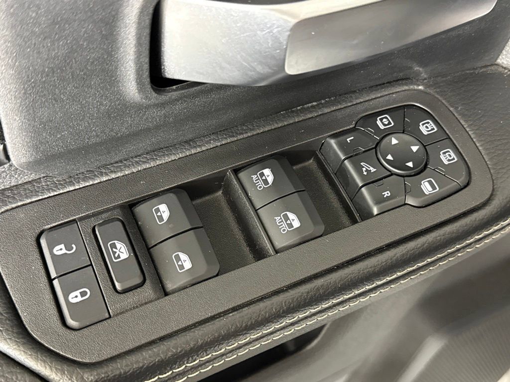 Certified 2026 RAM 2500 Big Horn AWD/4WD image 27