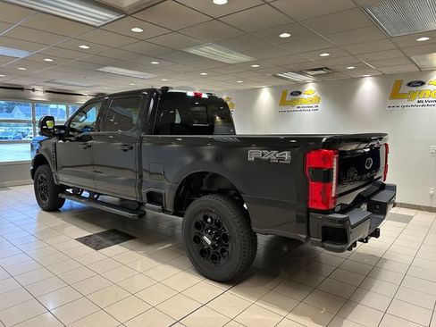 New 2026 Ford F250 Lariat w/ Black Appearance Package AWD/4WD image 23