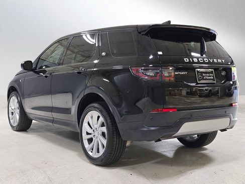 Used 2023 Land Rover Discovery Sport SE image 5
