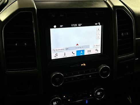 Used 2019 Ford Expedition XLT w/ Equipment Group 202A image 24