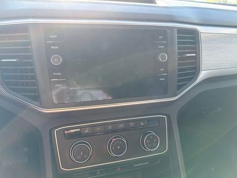 Used 2018 Volkswagen Atlas SE AWD/4WD image 14