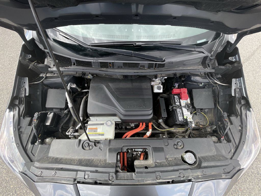 Used 2025 Nissan Leaf S FWD image 14
