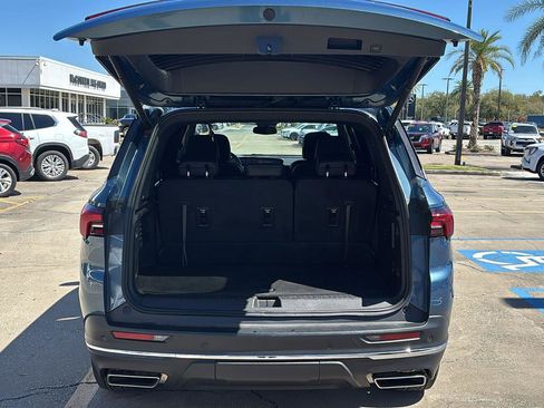 Used 2025 Buick Enclave Preferred FWD image 18