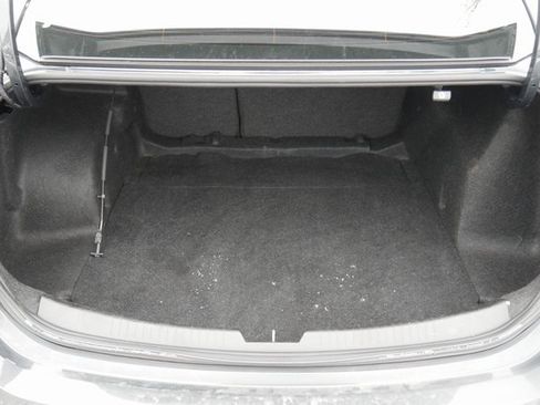 Used 2018 Chevrolet Malibu LT image 8