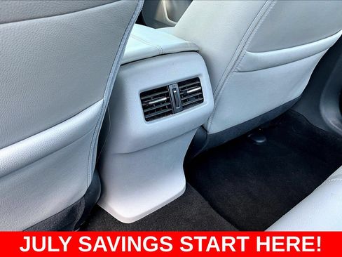 Used 2017 Honda Accord EX-L image 11
