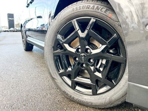 New 2026 Kia Carnival SX Prestige image 2