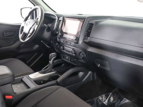 Used 2022 Nissan Frontier S w/ Technology Package AWD/4WD image 21