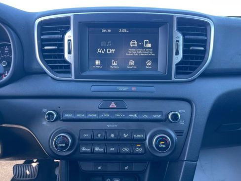 Used 2019 Kia Sportage LX w/ LX Popular Package image 11