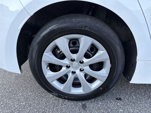 Used 2024 Toyota Corolla LE FWD image 16