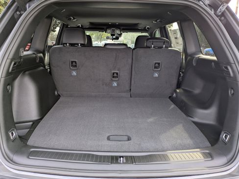 New 2026 Jeep Grand Cherokee Laredo image 14