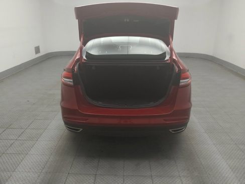 Used 2020 Ford Fusion SE AWD/4WD image 29