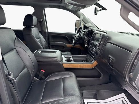 Used 2019 Chevrolet Silverado 2500 LTZ w/ Duramax Plus Package image 14