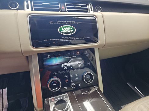 Used 2019 Land Rover Range Rover Long Wheelbase Supercharged image 14