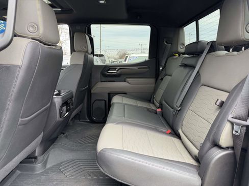 Certified 2023 Chevrolet Silverado 1500 ZR2 w/ Technology Package image 16