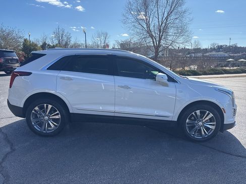 Used 2025 Cadillac XT5 Premium Luxury image 6