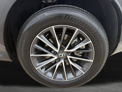 Certified 2025 Lexus NX 250 FWD w/ Towing Package (2000 Lbs) image 23