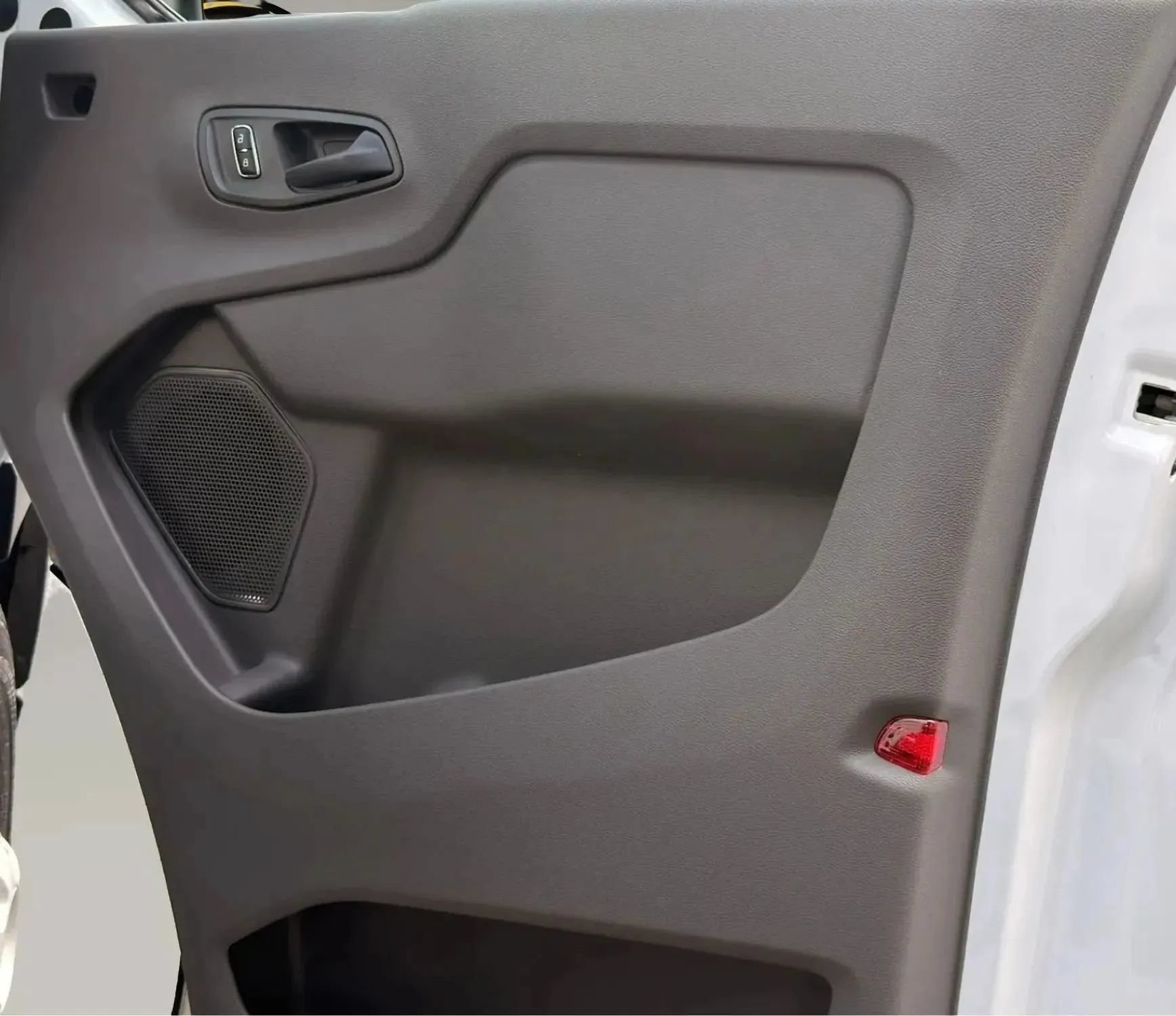 Used 2026 Ford Transit 150 Low Roof AWD w/ Upfitter Package image 33