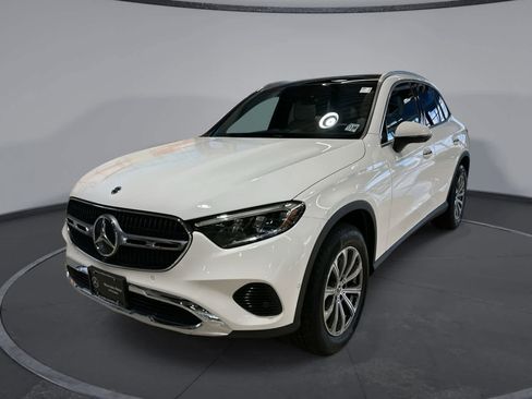 Certified 2026 Mercedes-Benz GLC 300 4MATIC image 1