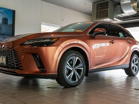 Used 2025 Lexus RX 350 Premium w/ Accessory Package FWD image 3