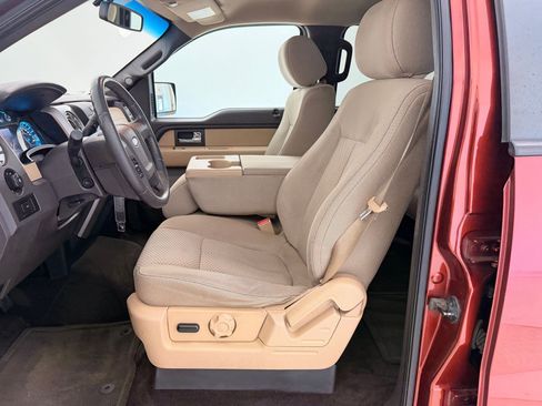 Used 2014 Ford F150 XLT w/ XLT Chrome Package image 5