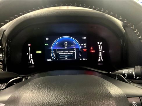 Used 2025 Toyota Camry SE image 24