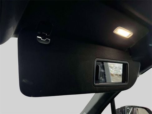 Used 2017 Audi Q7 2.0T Premium Plus w/ Premium Plus Package image 39