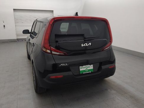 Used 2022 Kia Soul LX w/ Technology Package image 5