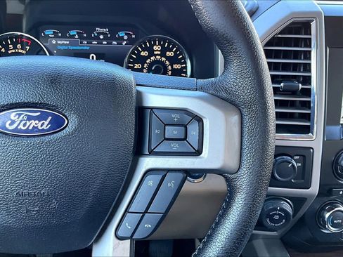 Used 2016 Ford F150 Lariat RWD image 25