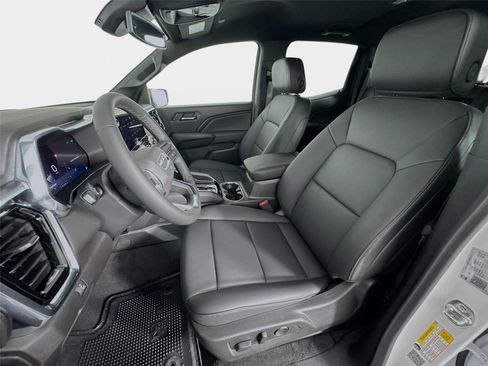 New 2026 GMC Canyon Elevation w/ Convenience Package RWD image 11