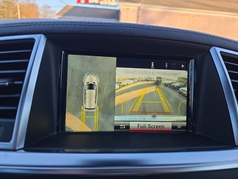 Used 2014 Mercedes-Benz GL 550 4MATIC image 57