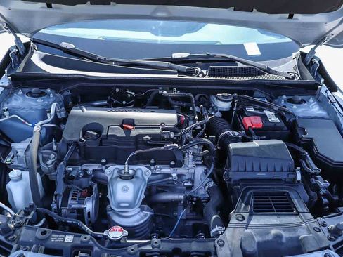Used 2023 Honda Civic Sport image 29