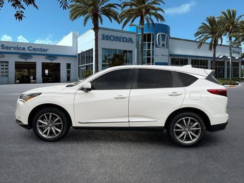 Certified 2023 Acura RDX FWD w/ Technology Package image 5