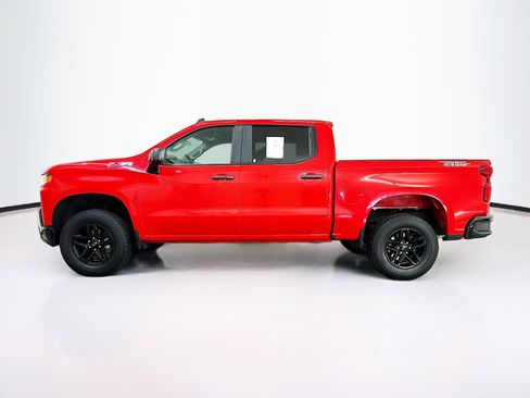 Used 2020 Chevrolet Silverado 1500 Custom Trail Boss w/ Custom Convenience Package AWD/4WD image 4