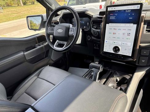 Used 2022 Ford F150 Lightning Lariat w/ Tow Technology Package image 27