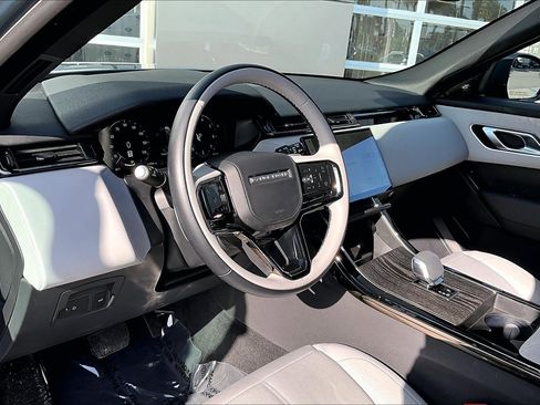 Used 2026 Land Rover Range Rover Velar S AWD/4WD image 14