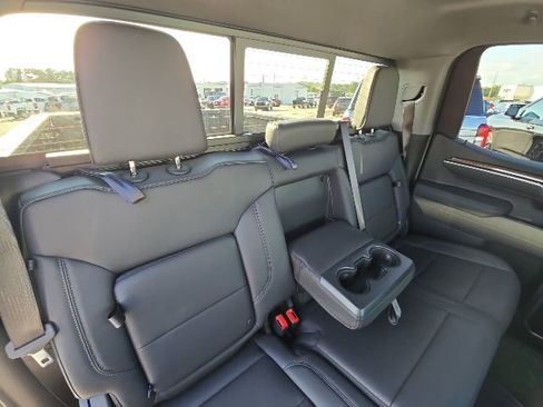 Used 2026 Chevrolet Silverado 1500 RST AWD/4WD image 17