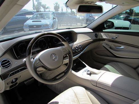 Used 2014 Mercedes-Benz S 550 Sedan w/ Sport Package Plus One image 9