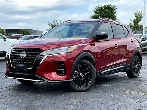 Certified 2023 Nissan Kicks SR w/ SR Premium Package FWD image 2
