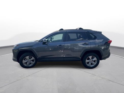 Used 2025 Toyota RAV4 XLE FWD image 9