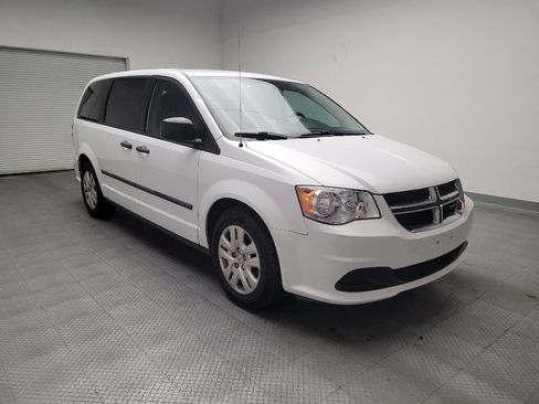 Used 2015 Dodge Grand Caravan American Value Package w/ UConnect Hands-Free Group image 13
