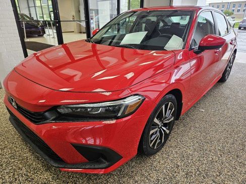 Used 2023 Honda Civic EX image 5