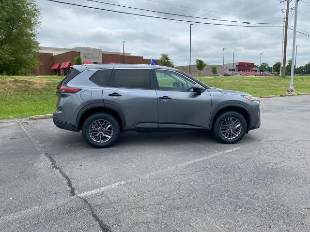 Used 2024 Nissan Rogue S AWD/4WD image 8